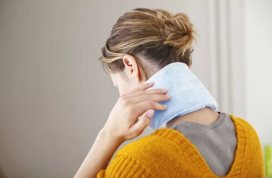 Hot and cold pack :Fast neck pain relief